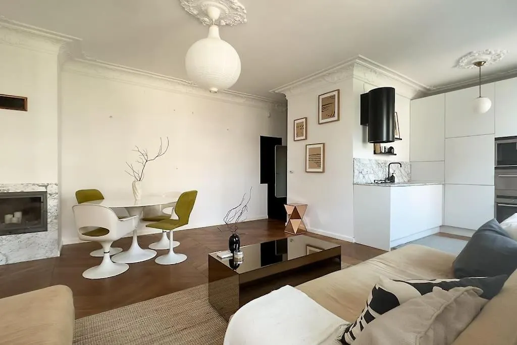 Apartment Mid-Century, Artistic Apartment, National Stadium Warsaw